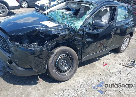 2025 Toyota Corolla Cross L z USA, uszkodzony, nr VIN 7MUAAAAG8SV146039